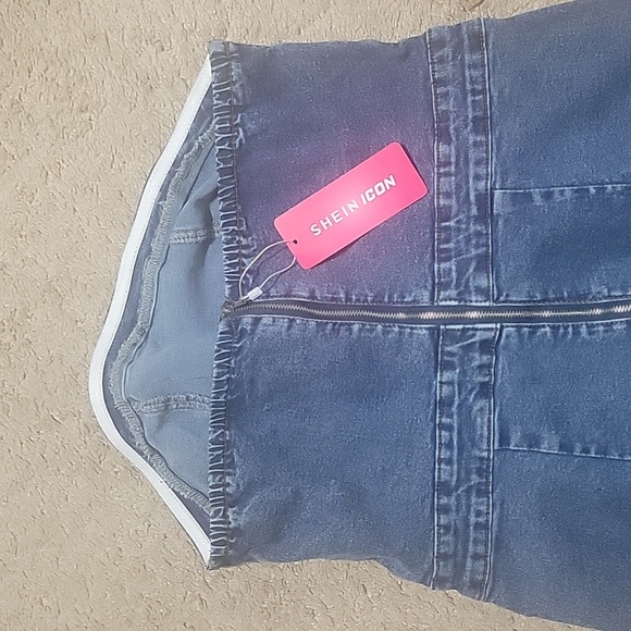 BRAND NEW (out of box) Denim Dress - one piece halter - Picture 6 of 9